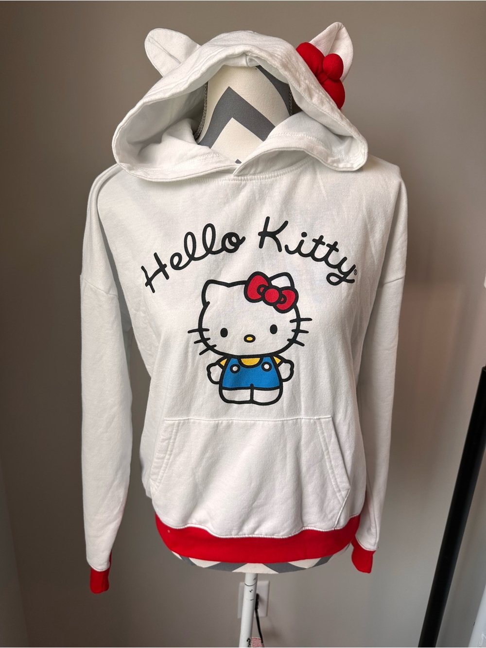 Hello Kitty Universal Studios Exclusive Hoodie Ears & Bow White Red Womens Small